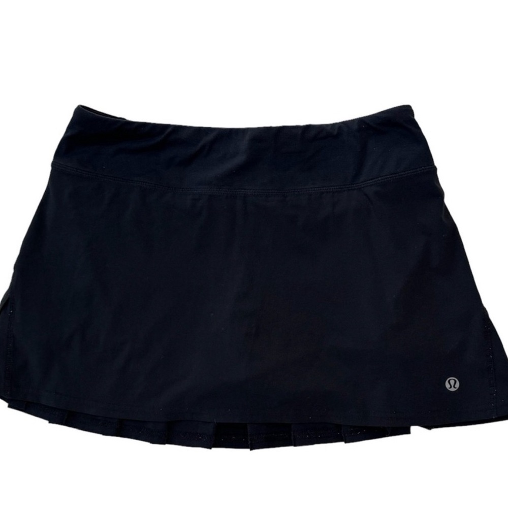Lululemon Skort Black Built In Shorts Back Pleated Women's Sz 4